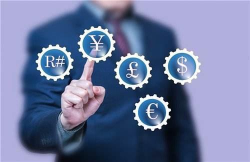 一個專業(yè)網(wǎng)站設(shè)計開發(fā)費用需要多少？